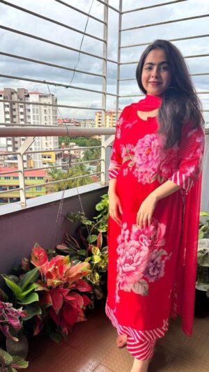Floral Magenta Suite Set